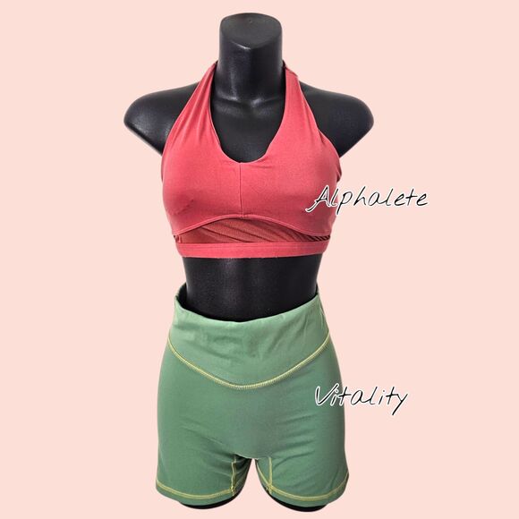 Alphalete Alphalux Sports Bra and Vitality Shorts Activewear Small - Picture 1 of 7
